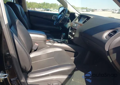 2014 Nissan Pathfinder Platinum из США, поврежденный, VIN 5N1AR2MMXEC726646